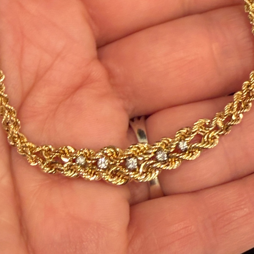 Solid 14K Gold Necklace w/Natural Round Diamonds. 10.98 Grams - Picture 9 of 15